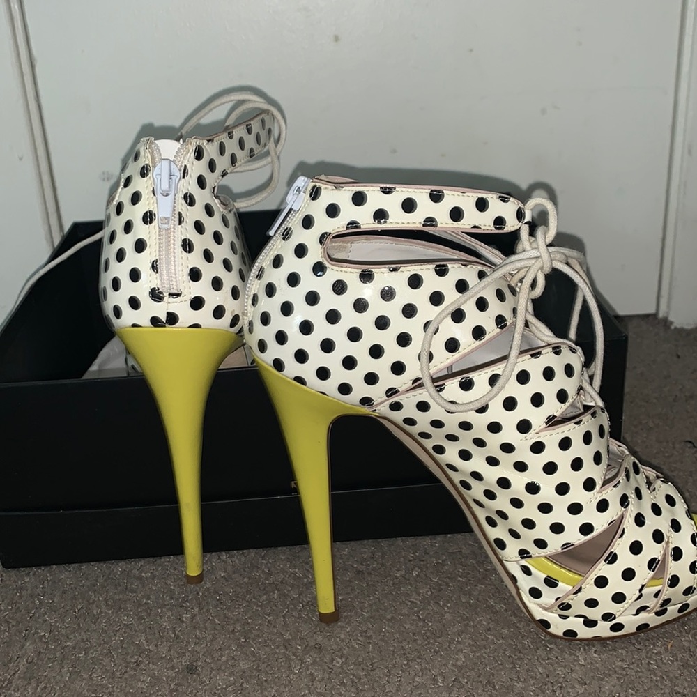 Caged sandal